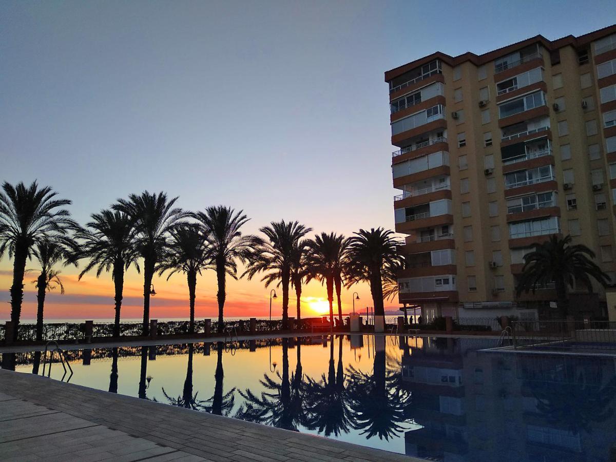 Apartamentos Intercentro Algarrobo-Costa Apartamentos Turisticos -Inmobiliaria Екстериор снимка