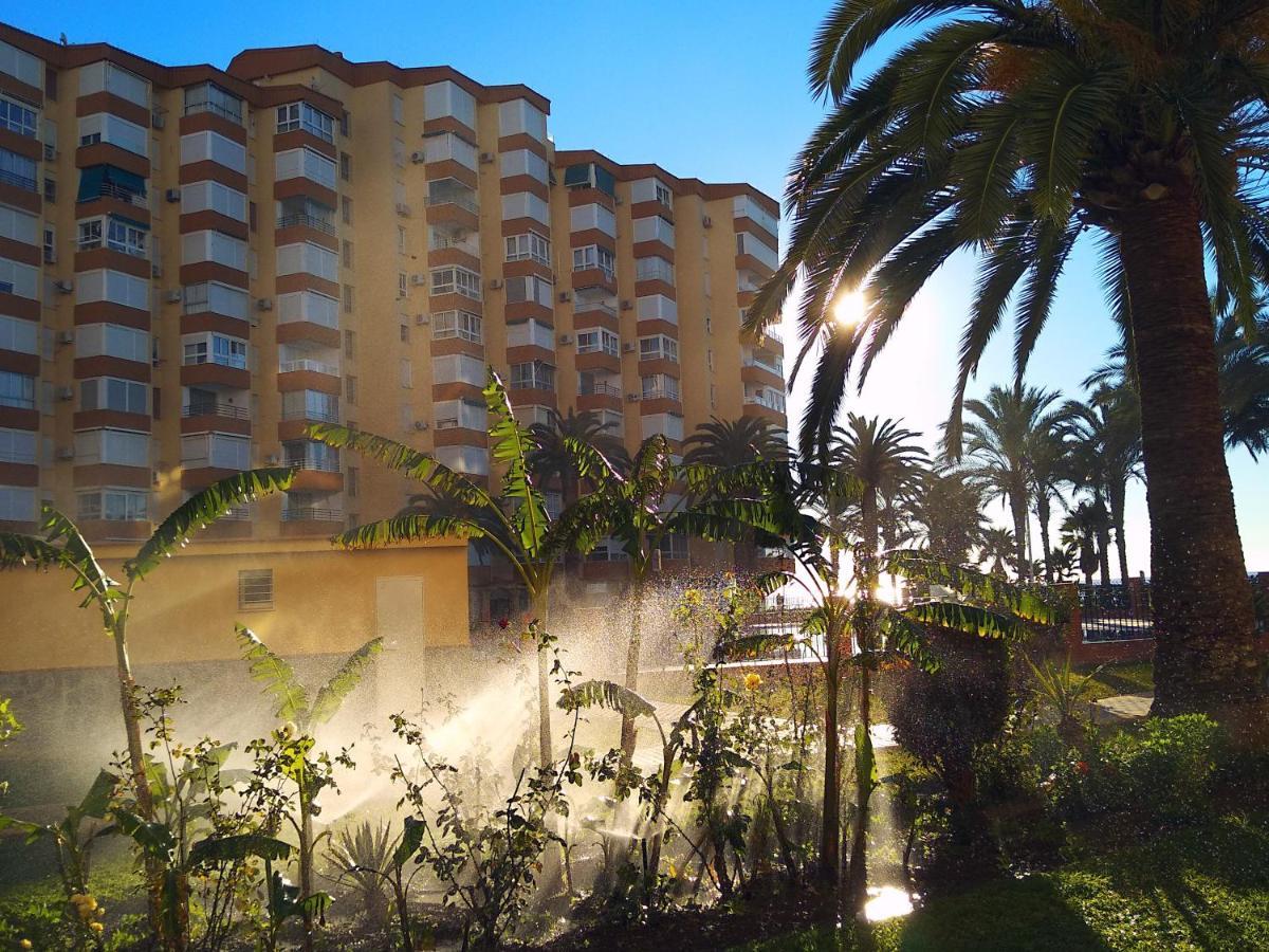 Apartamentos Intercentro Algarrobo-Costa Apartamentos Turisticos -Inmobiliaria Екстериор снимка