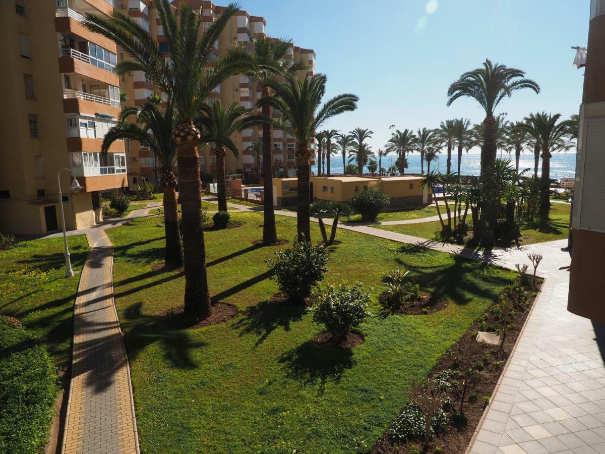 Apartamentos Intercentro Algarrobo-Costa Apartamentos Turisticos -Inmobiliaria Екстериор снимка